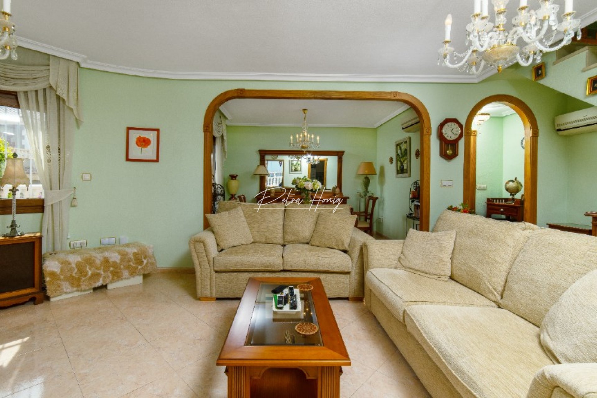 Resales - Villa - Los Altos
