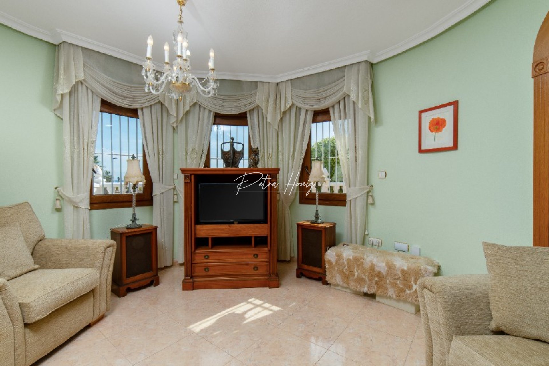 Resales - Villa - Los Altos