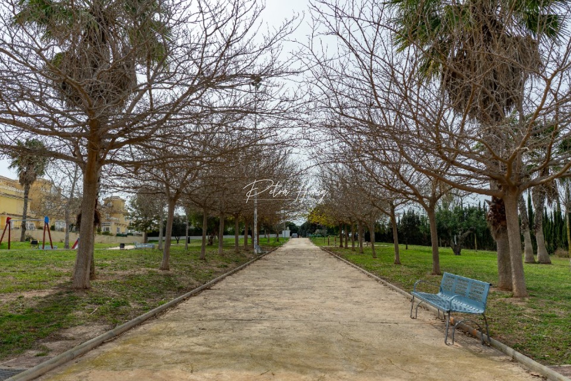 Resales - Villa - Los Altos