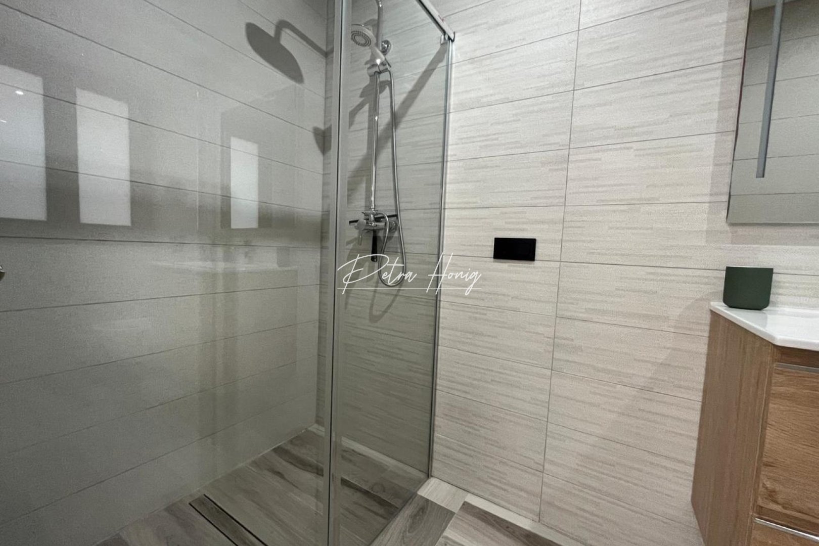 Resales - Villa - Los Altos