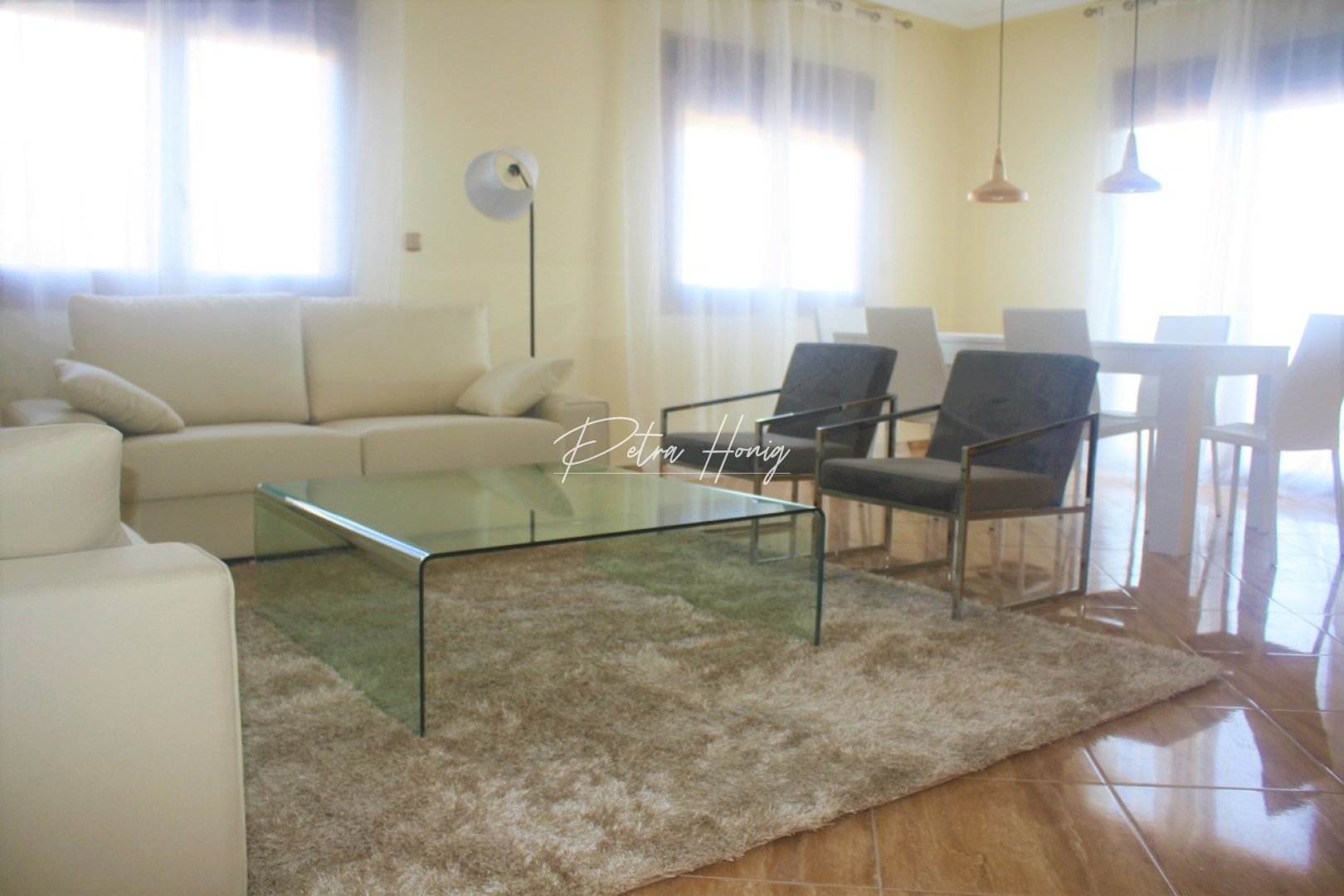 Resales - Villa - Los Altos