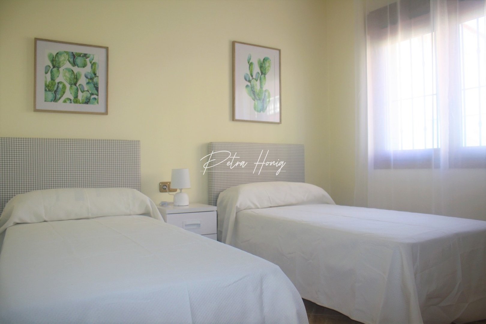 Resales - Villa - Los Altos