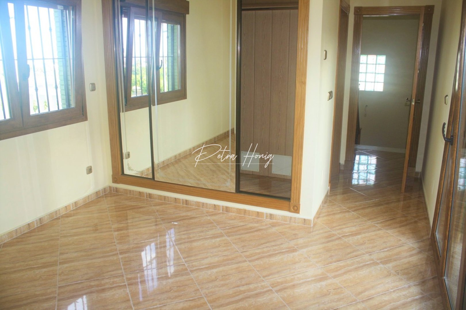 Resales - Villa - Los Altos