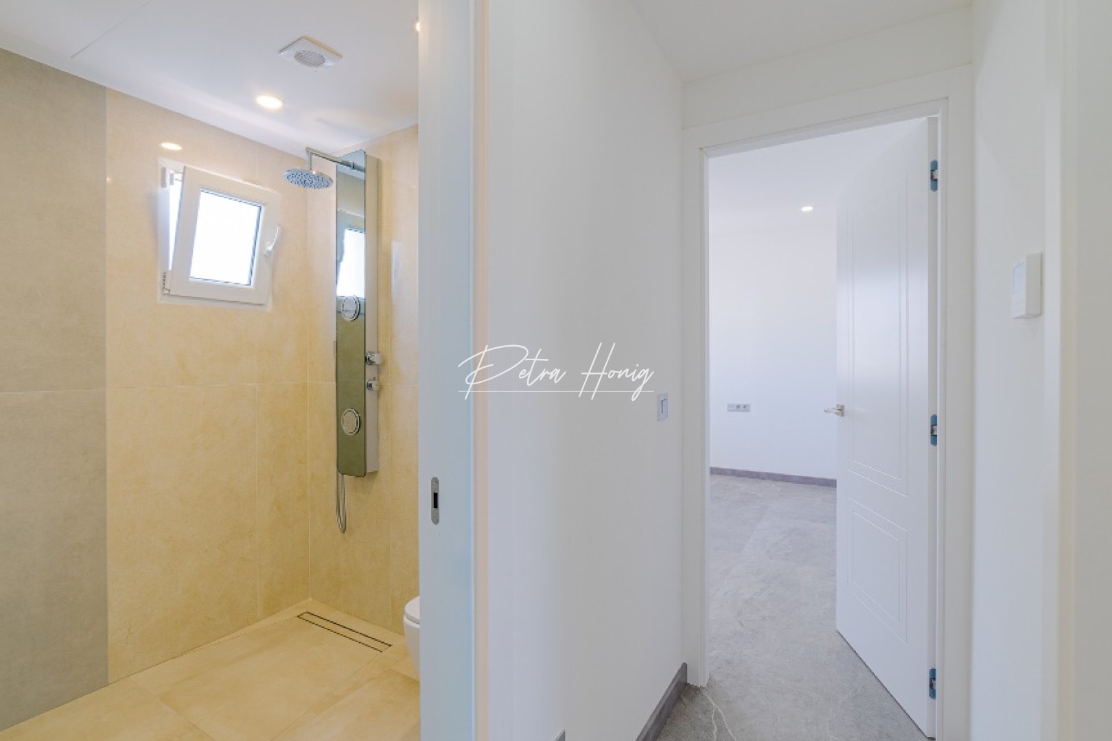 Resales - Villa - Los Balcones