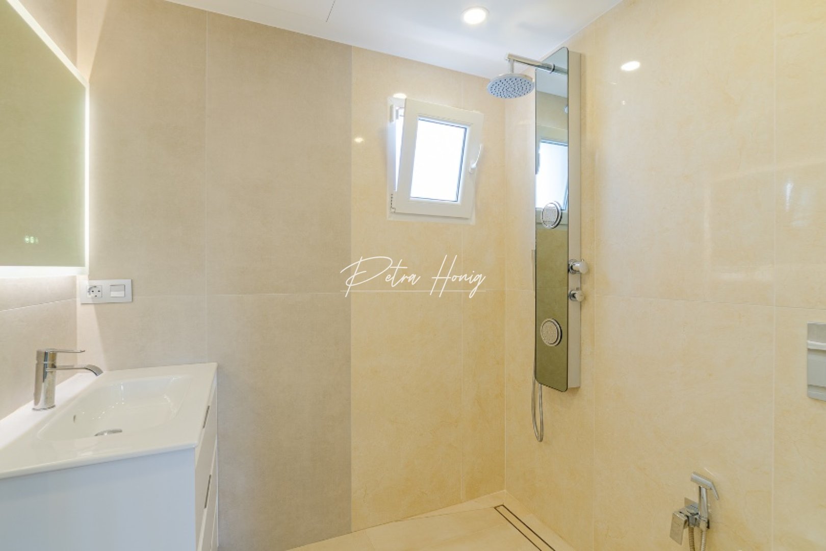 Resales - Villa - Los Balcones