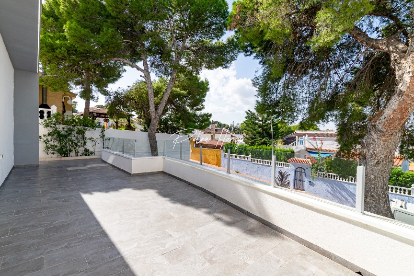 Resales - Villa - Los Balcones