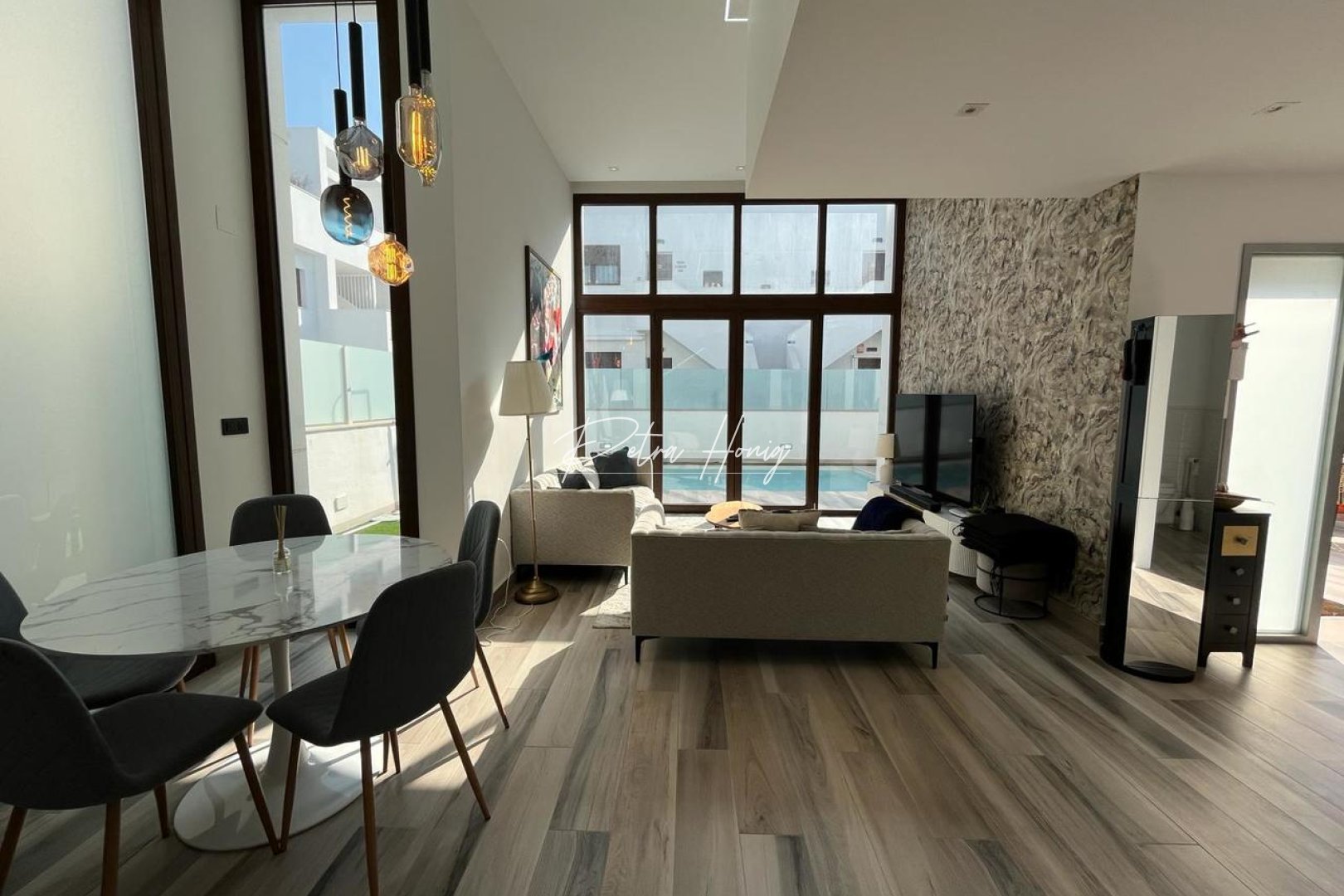 Resales - Villa - Los Balcones