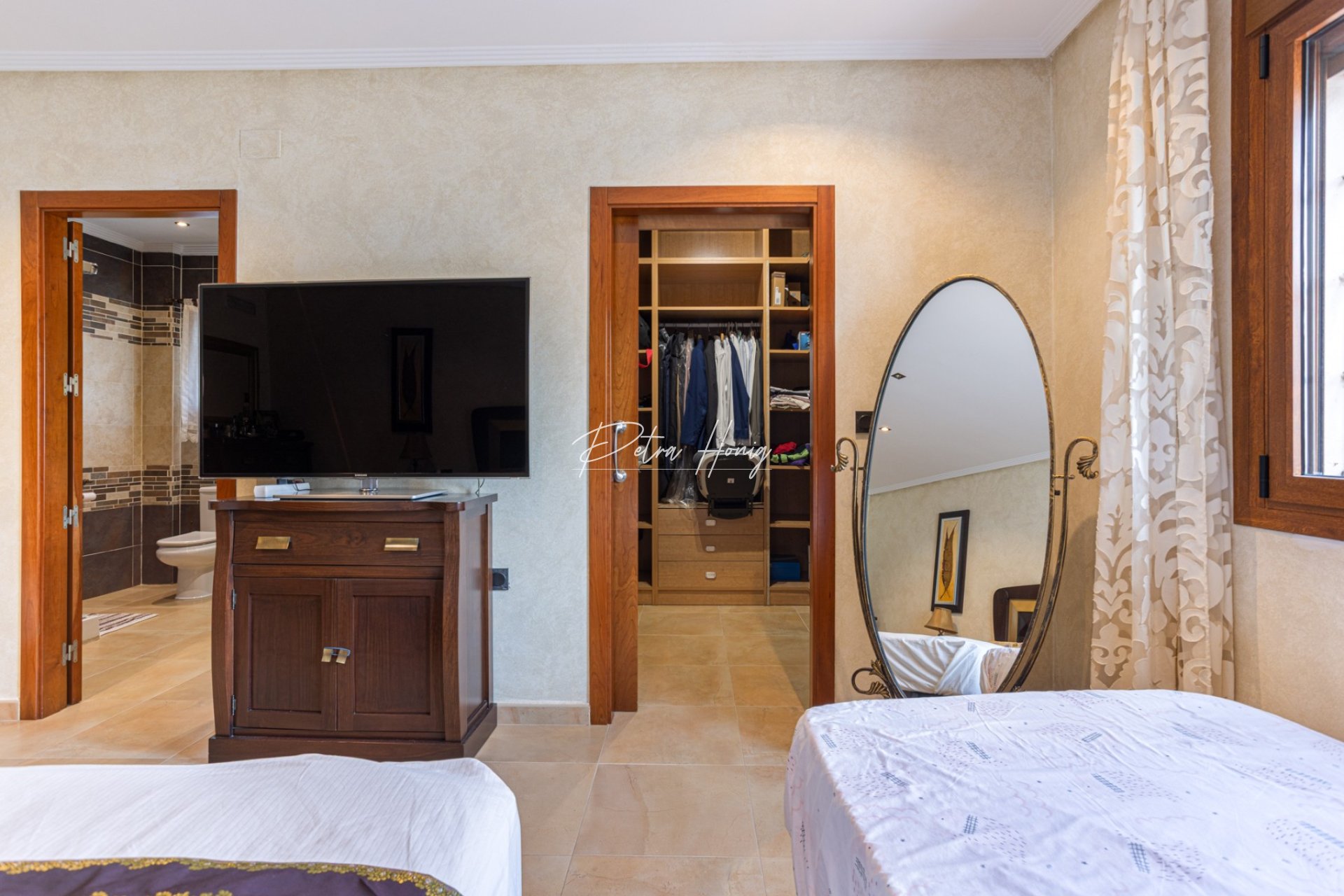 Resales - Villa - Los Montesinos - La Herrada