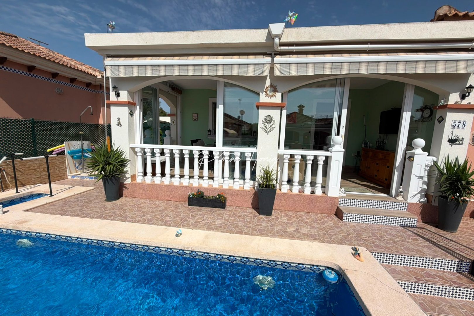 Resales - Villa - Los Montesinos - La Herrada