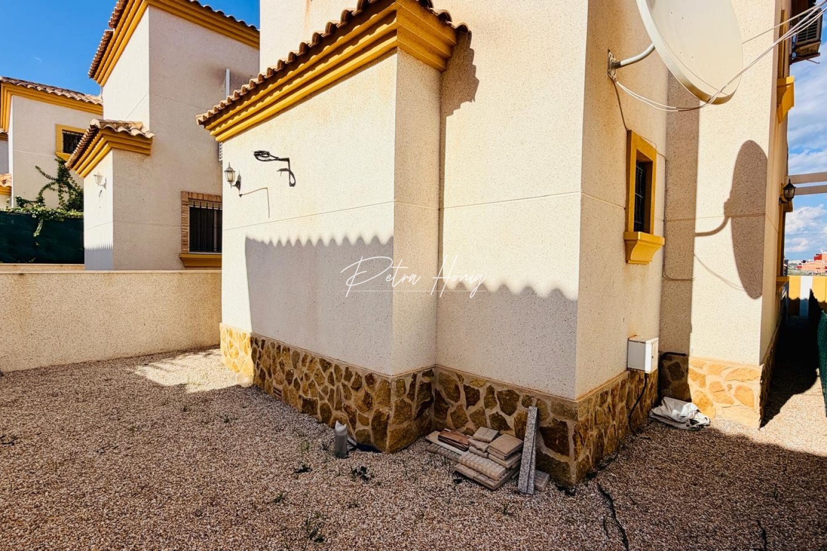 Resales - Villa - Los Montesinos - La Herrada