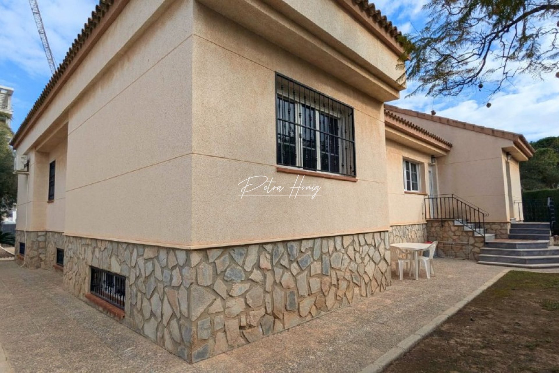 Resales - Villa - Mil Palmeras