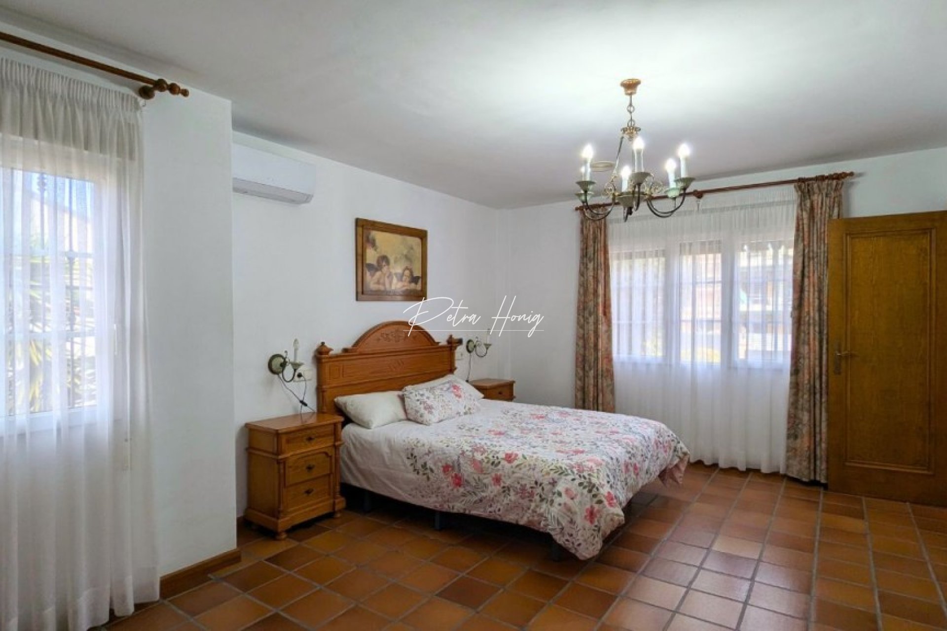 Resales - Villa - Mil Palmeras