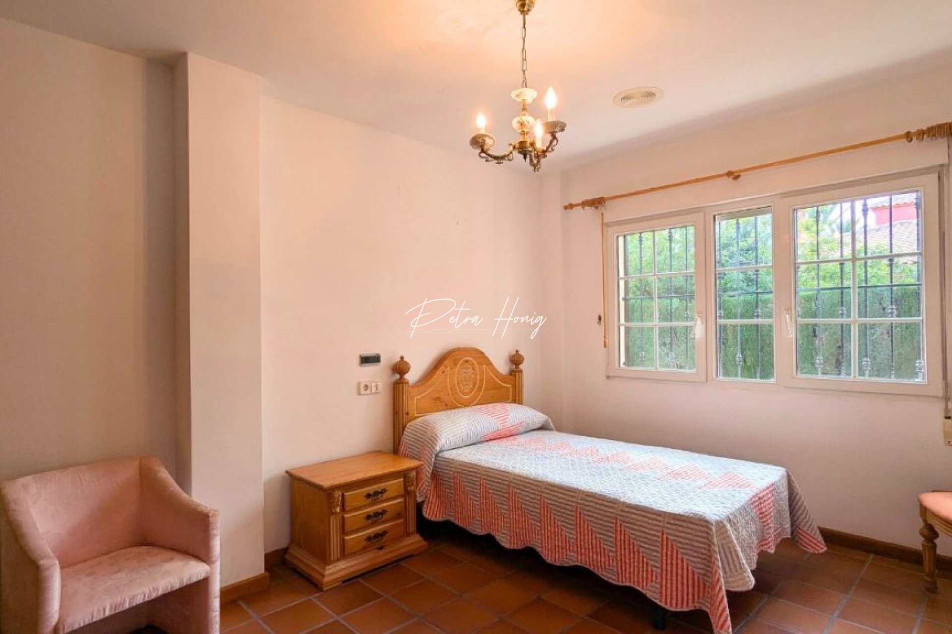 Resales - Villa - Mil Palmeras