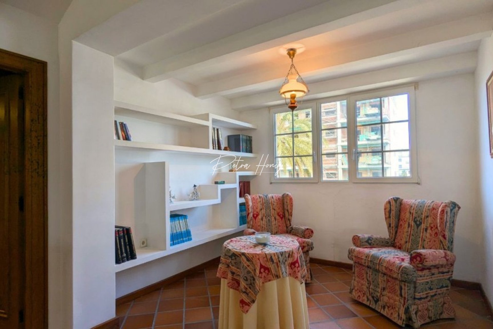 Resales - Villa - Mil Palmeras