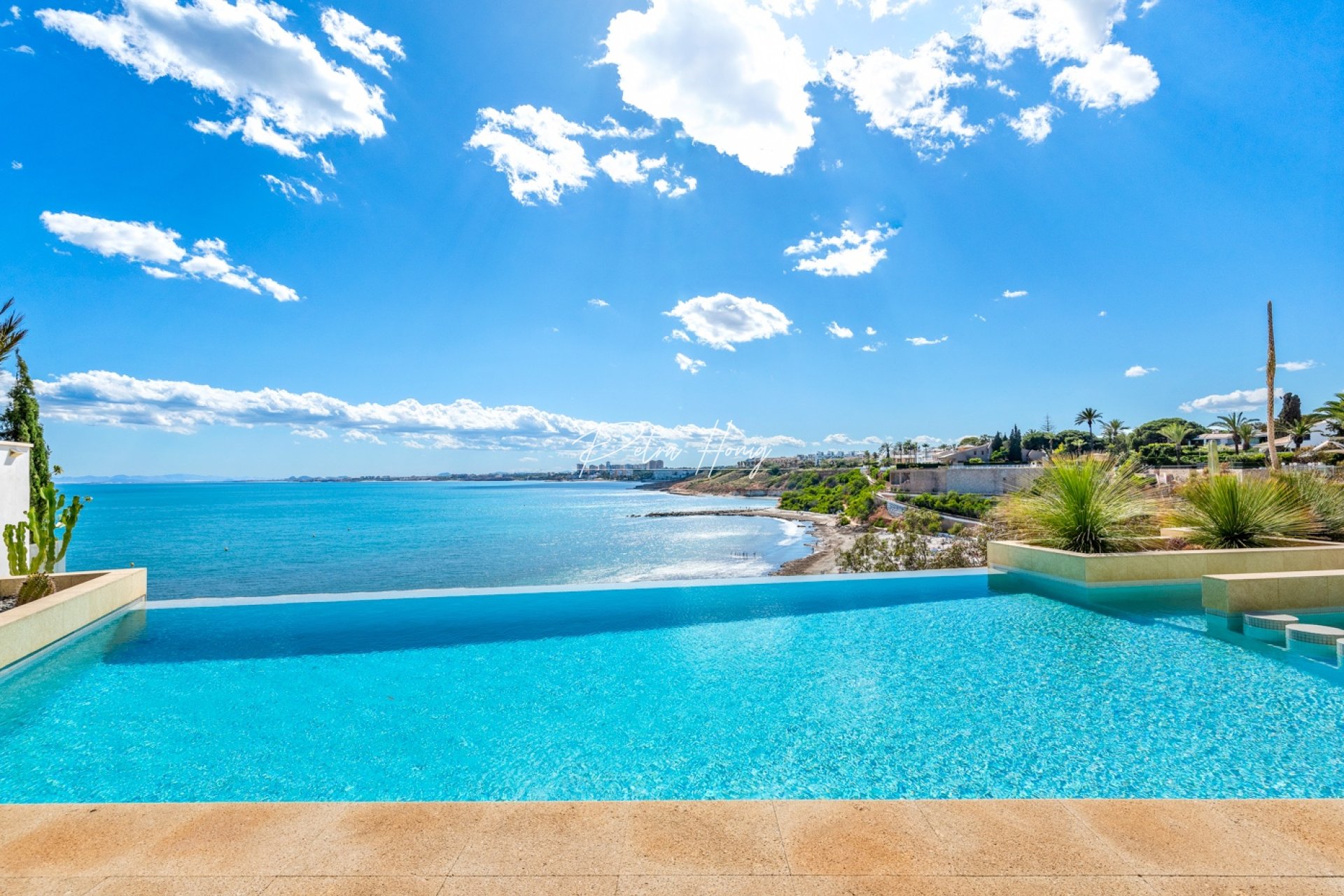 Resales - Villa - Orihuela Costa - Cabo Roig