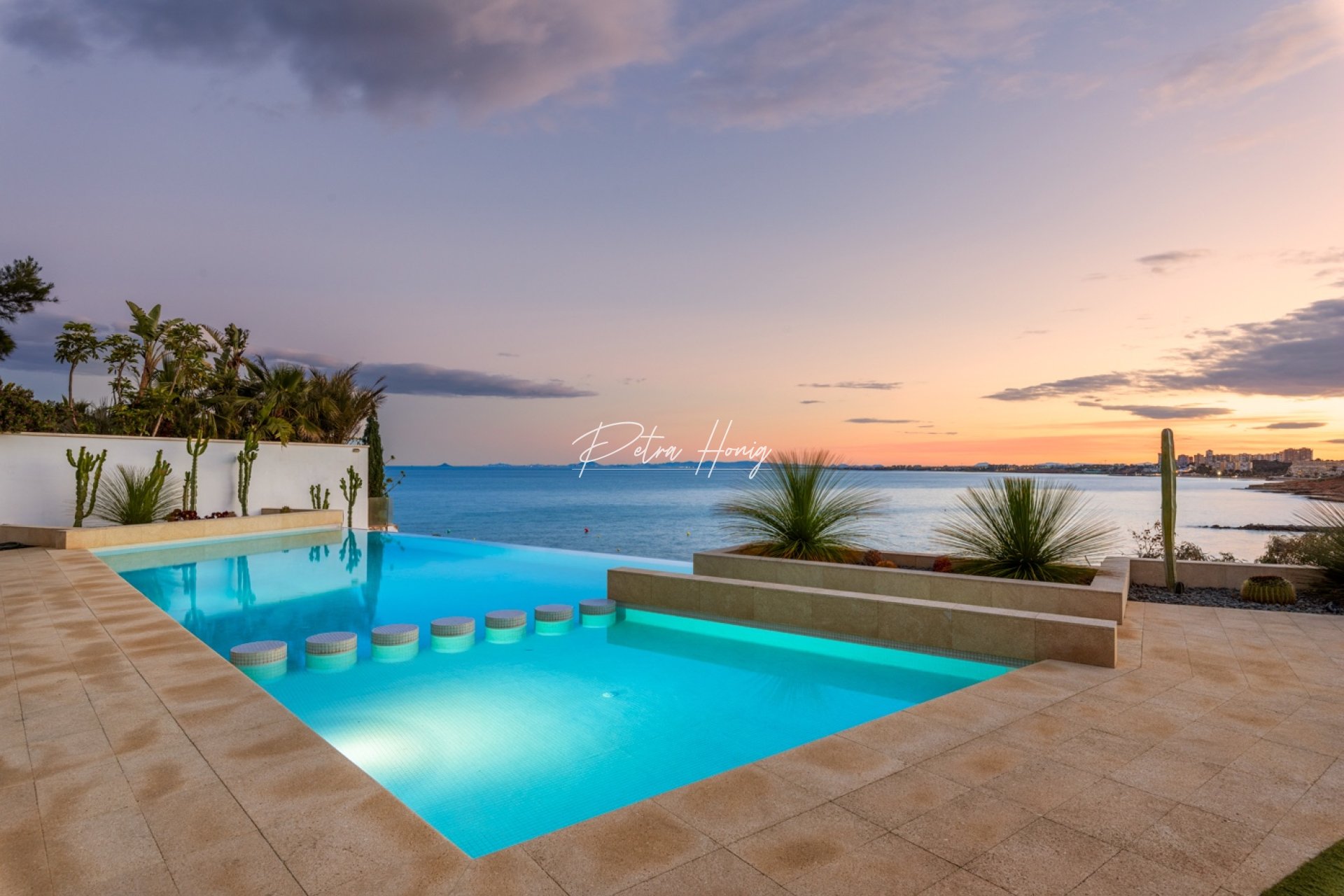 Resales - Villa - Orihuela Costa - Cabo Roig