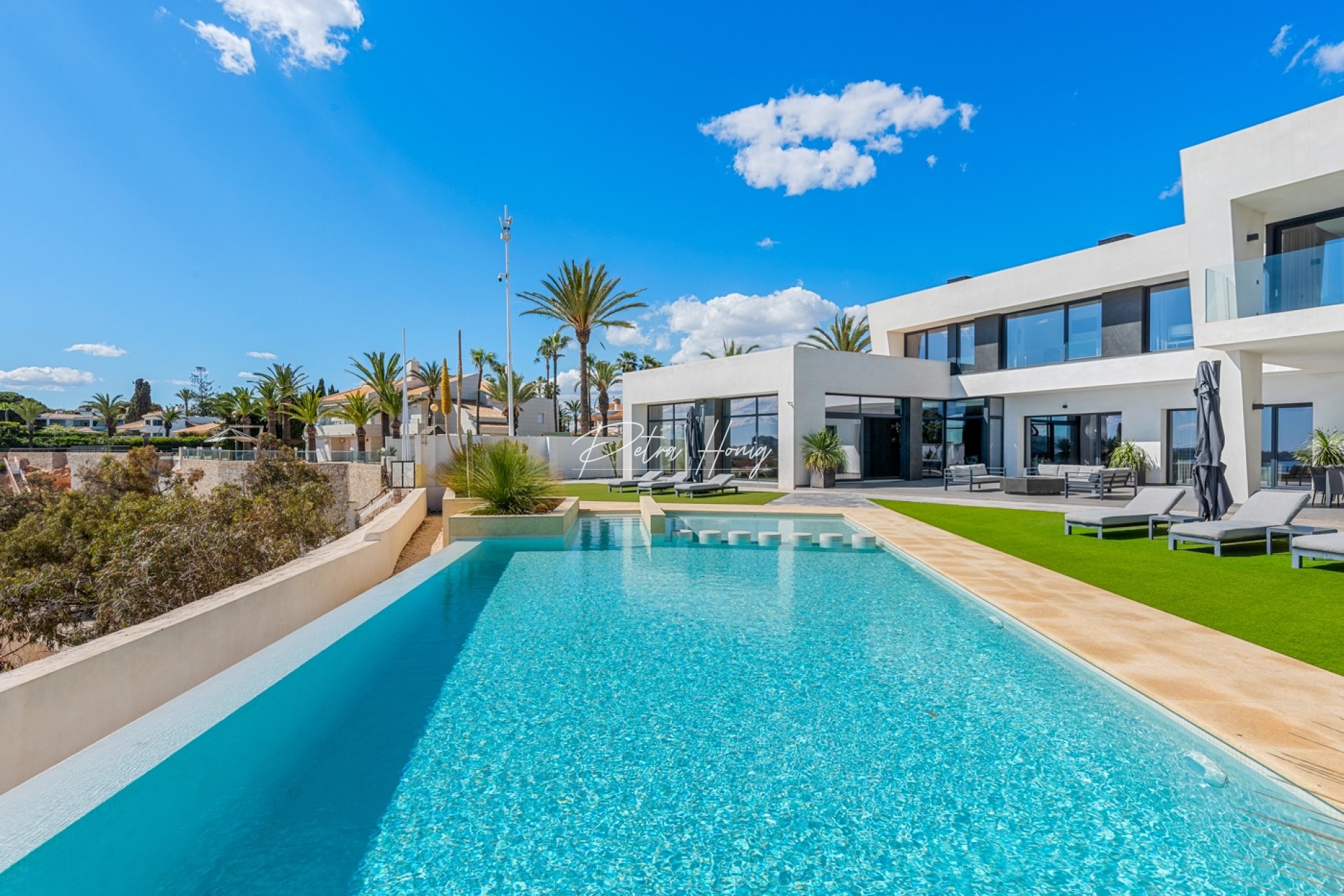 Resales - Villa - Orihuela Costa - Cabo Roig