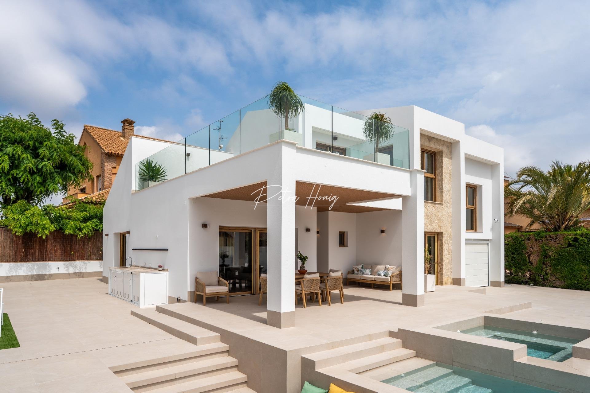 Resales - Villa - Orihuela Costa - Campoamor
