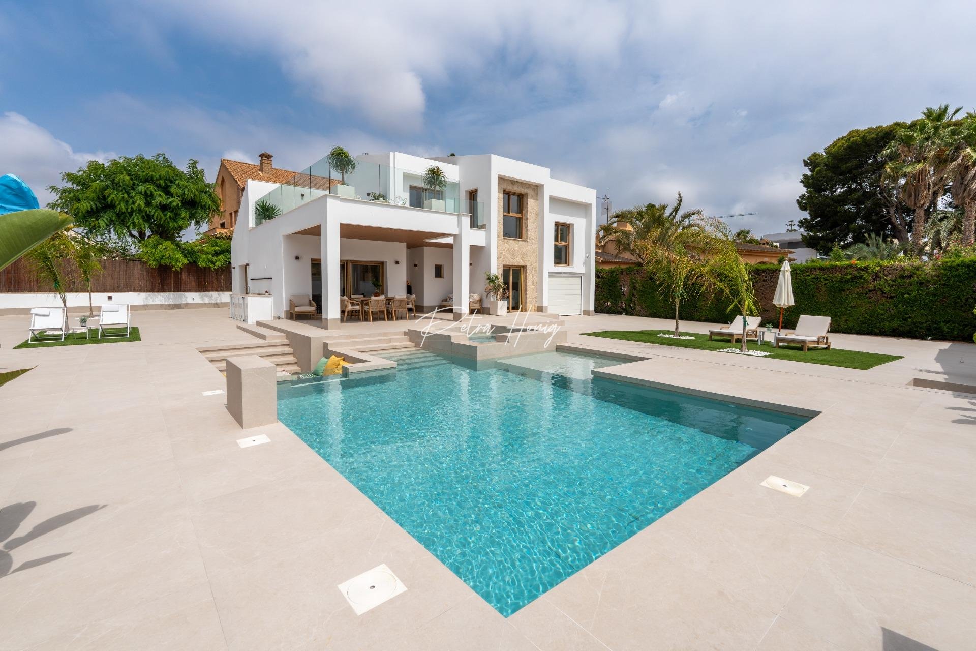 Resales - Villa - Orihuela Costa - Campoamor