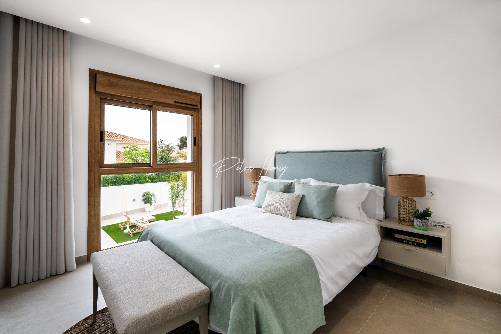 Resales - Villa - Orihuela Costa - Campoamor