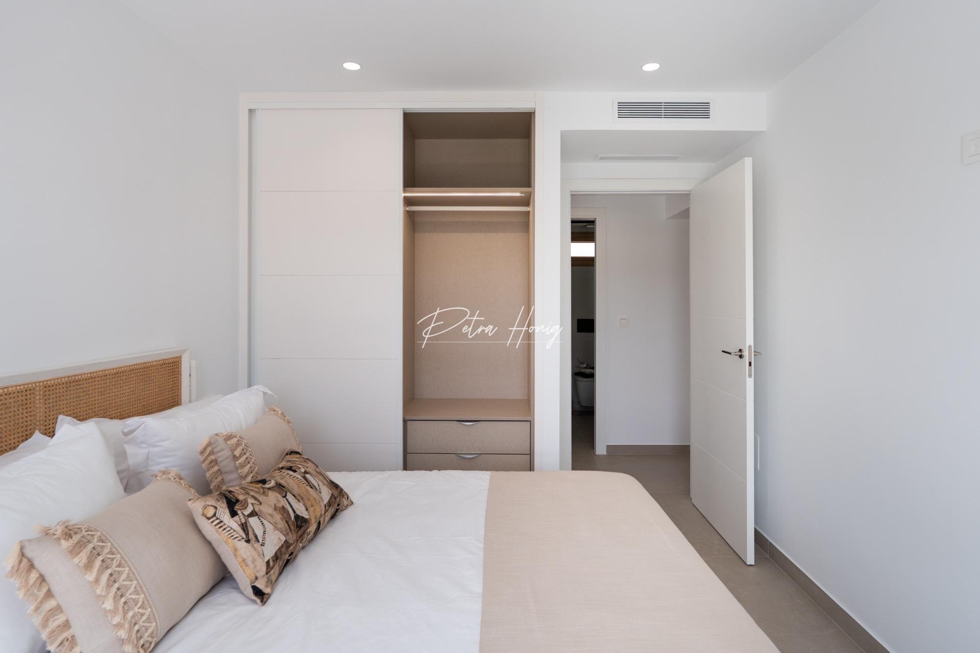 Resales - Villa - Orihuela Costa - Campoamor
