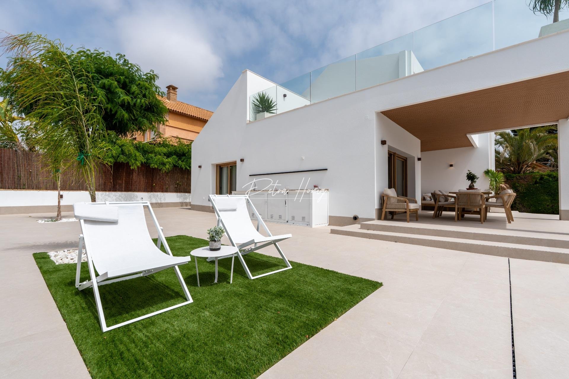 Resales - Villa - Orihuela Costa - Campoamor
