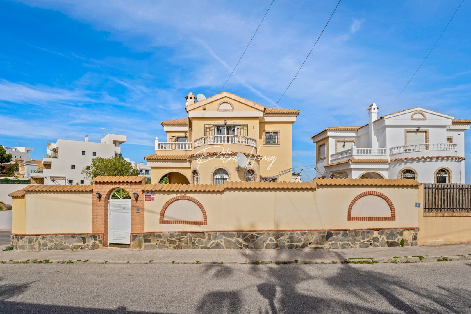 Resales - Villa - Orihuela Costa - Castillo de Don Juan