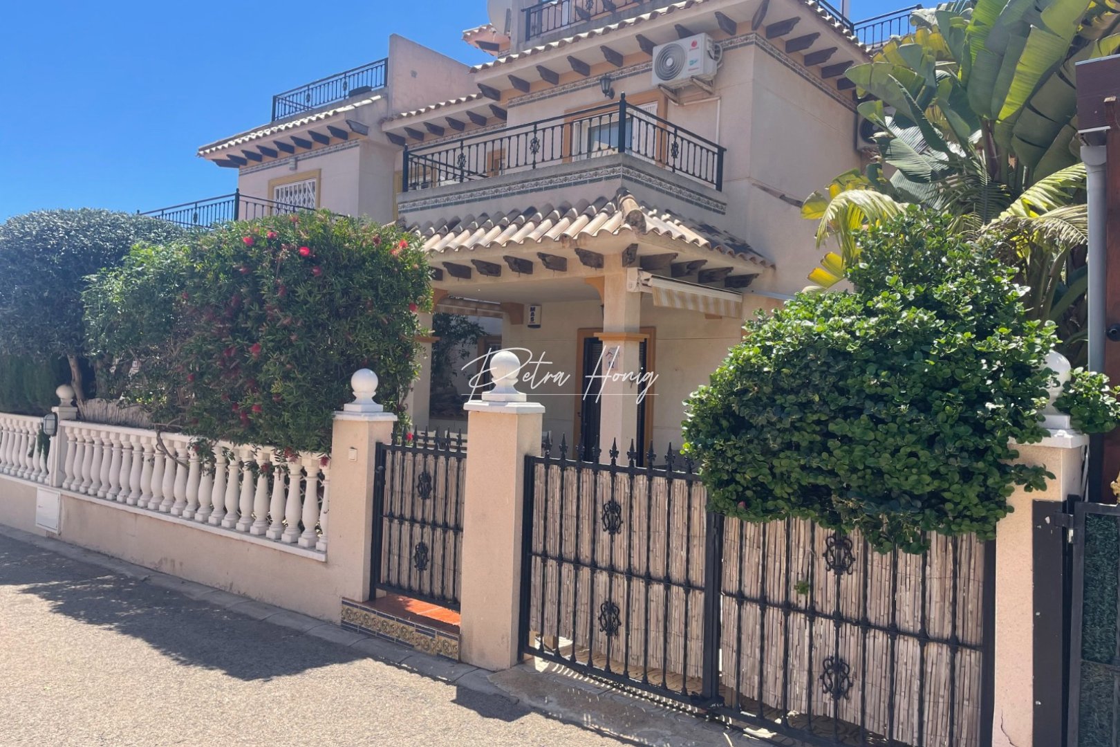 Resales - Villa - Orihuela Costa - La Regia