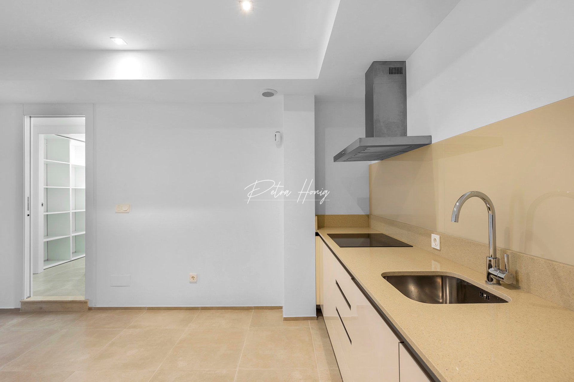 Resales - Villa - Orihuela Costa - La Zenia