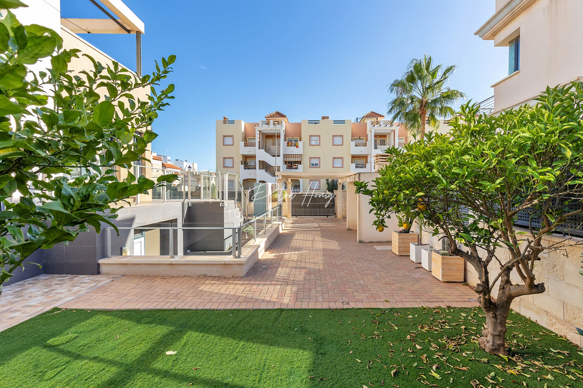 Resales - Villa - Orihuela Costa - La Zenia