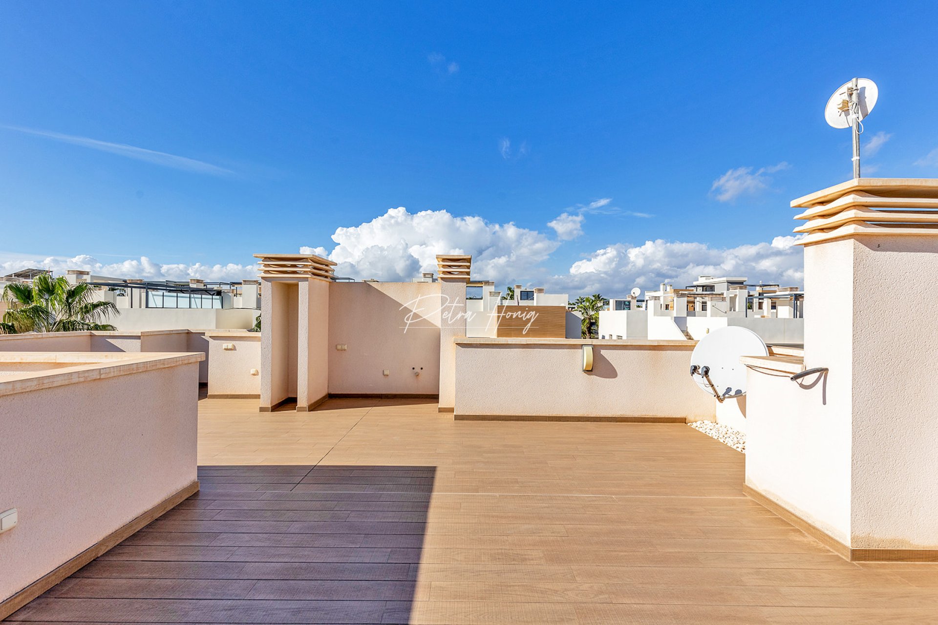 Resales - Villa - Orihuela Costa - La Zenia