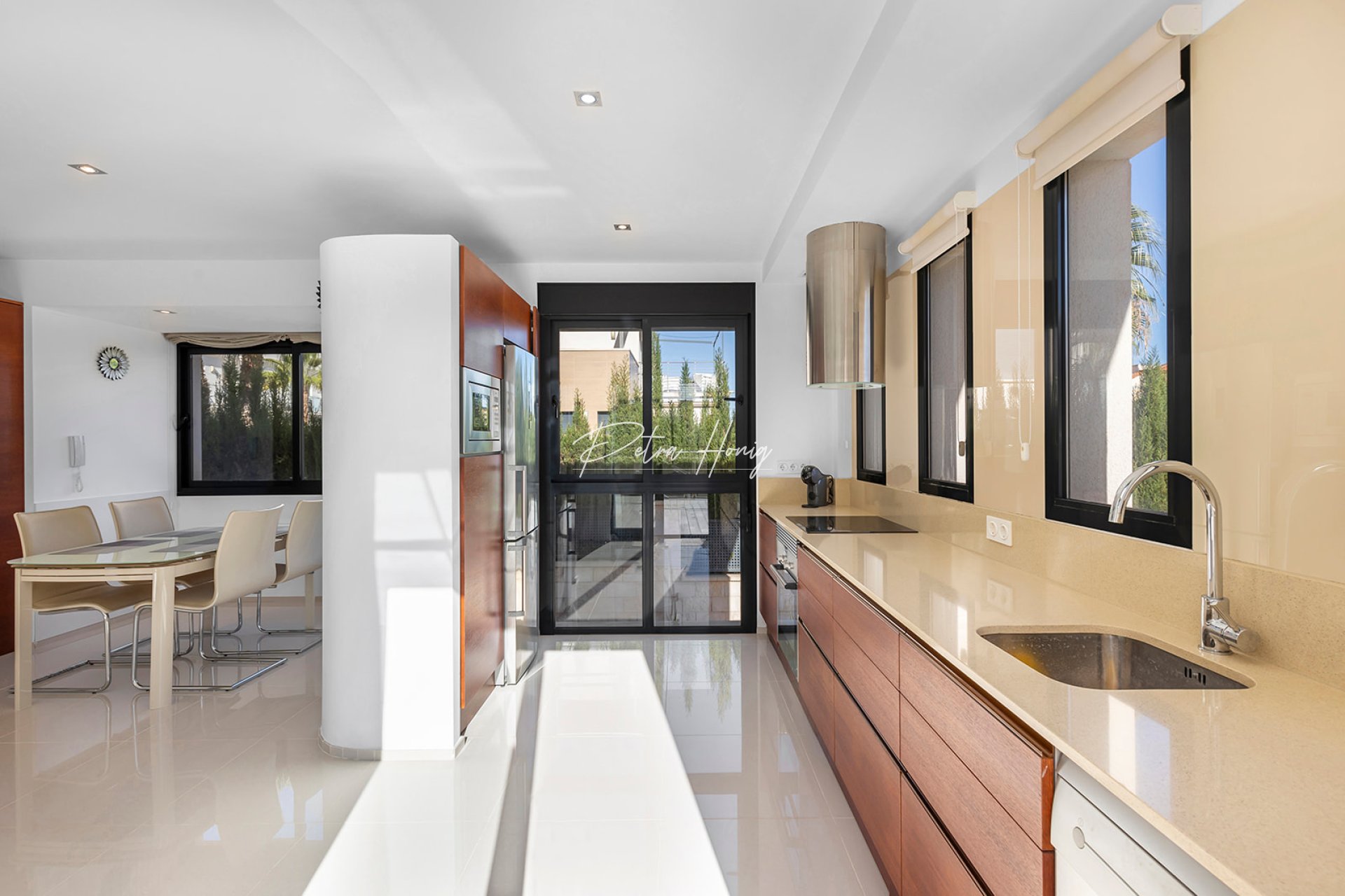 Resales - Villa - Orihuela Costa - La Zenia