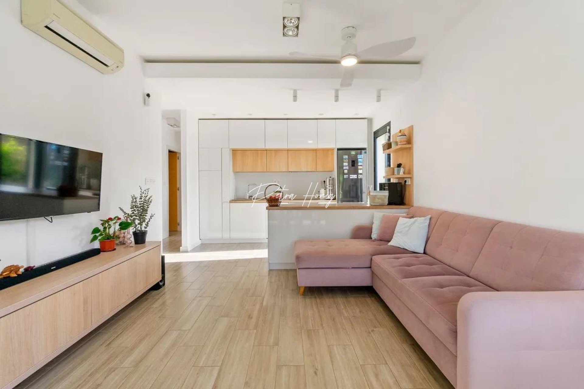 Resales - Villa - Orihuela Costa - La Zenia