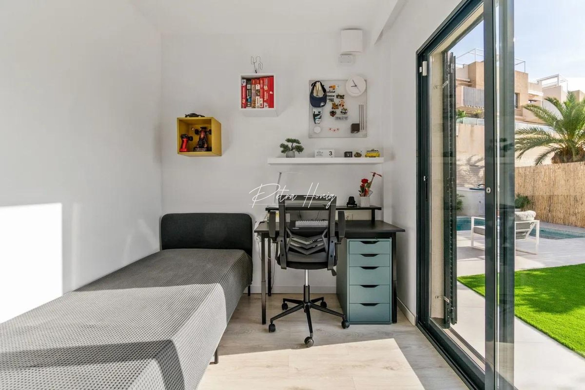 Resales - Villa - Orihuela Costa - La Zenia