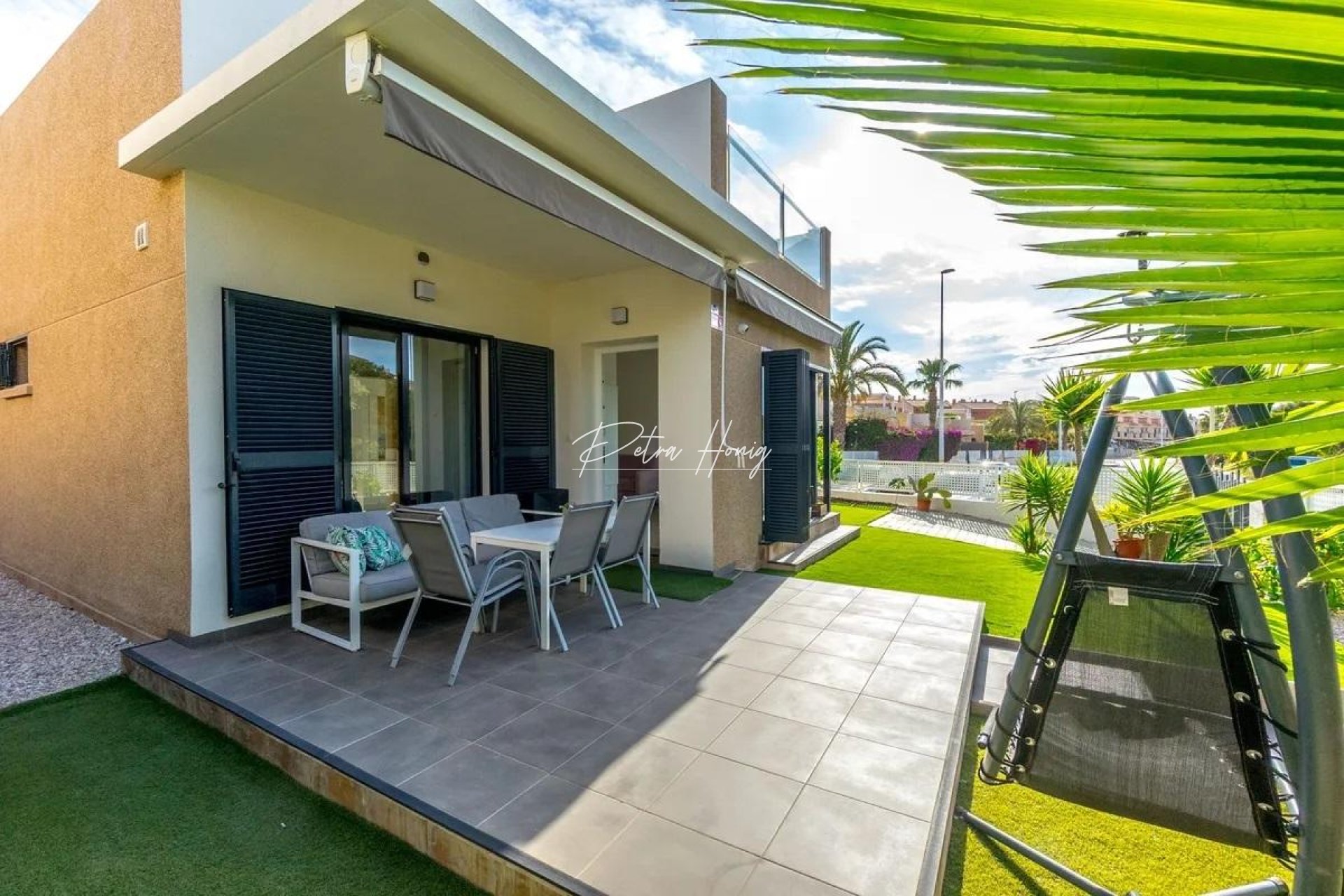 Resales - Villa - Orihuela Costa - La Zenia
