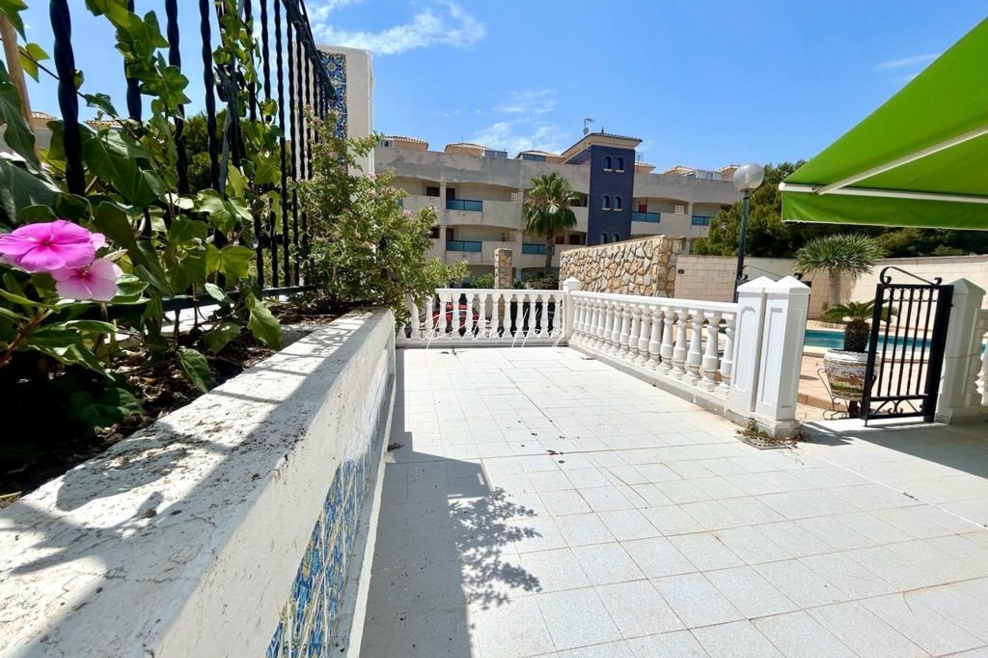 Resales - Villa - Orihuela Costa - La Zenia
