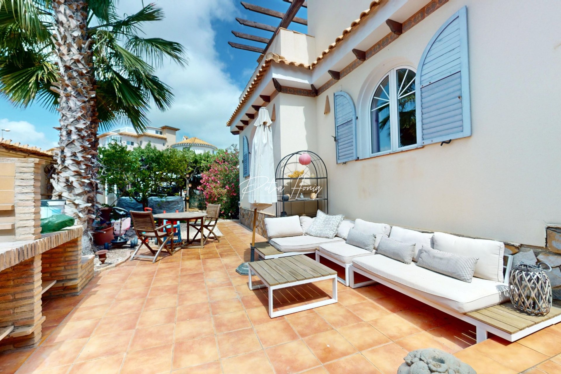 Resales - Villa - Orihuela Costa - La Zenia