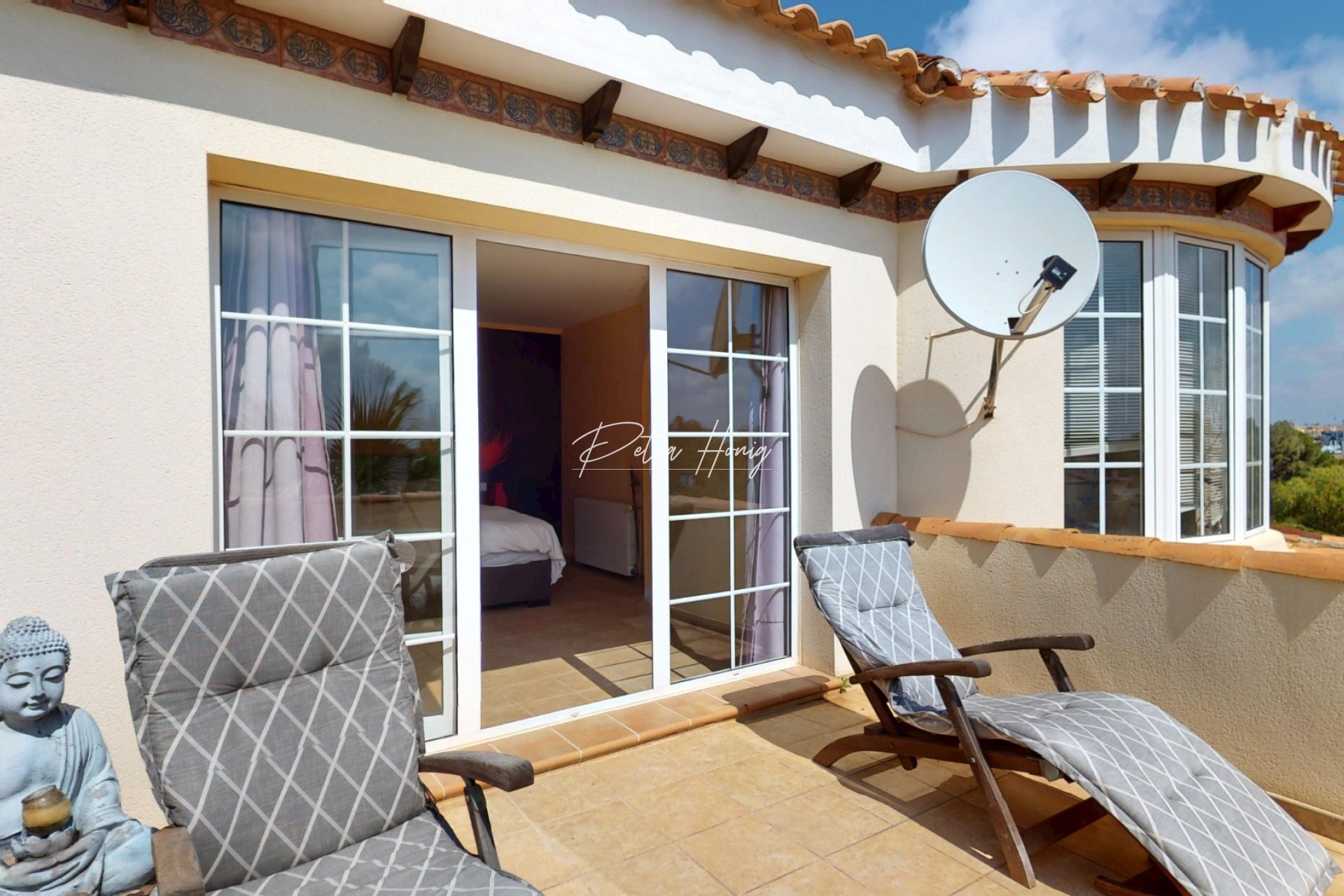Resales - Villa - Orihuela Costa - La Zenia
