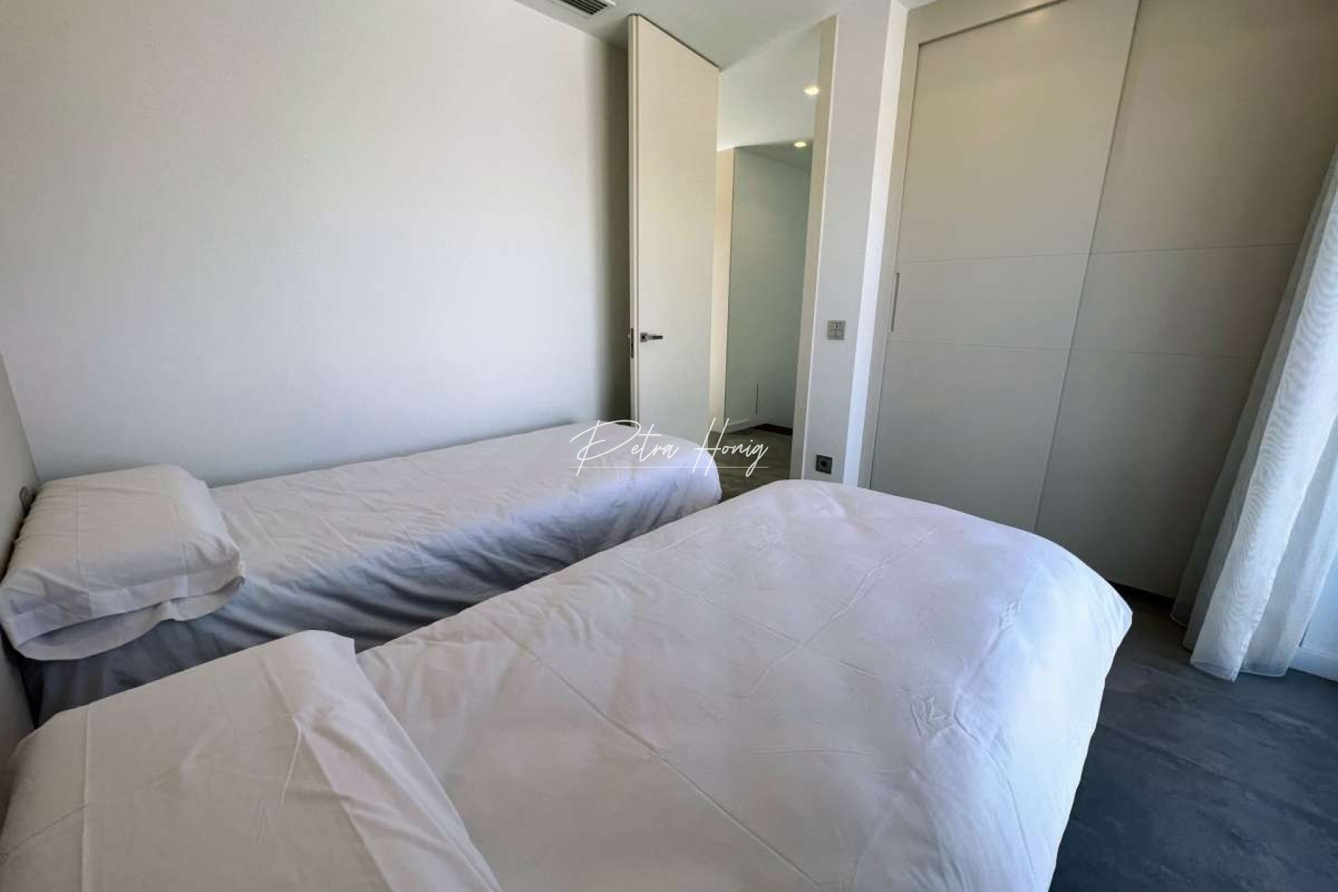 Resales - Villa - Orihuela Costa - Las Colinas Golf