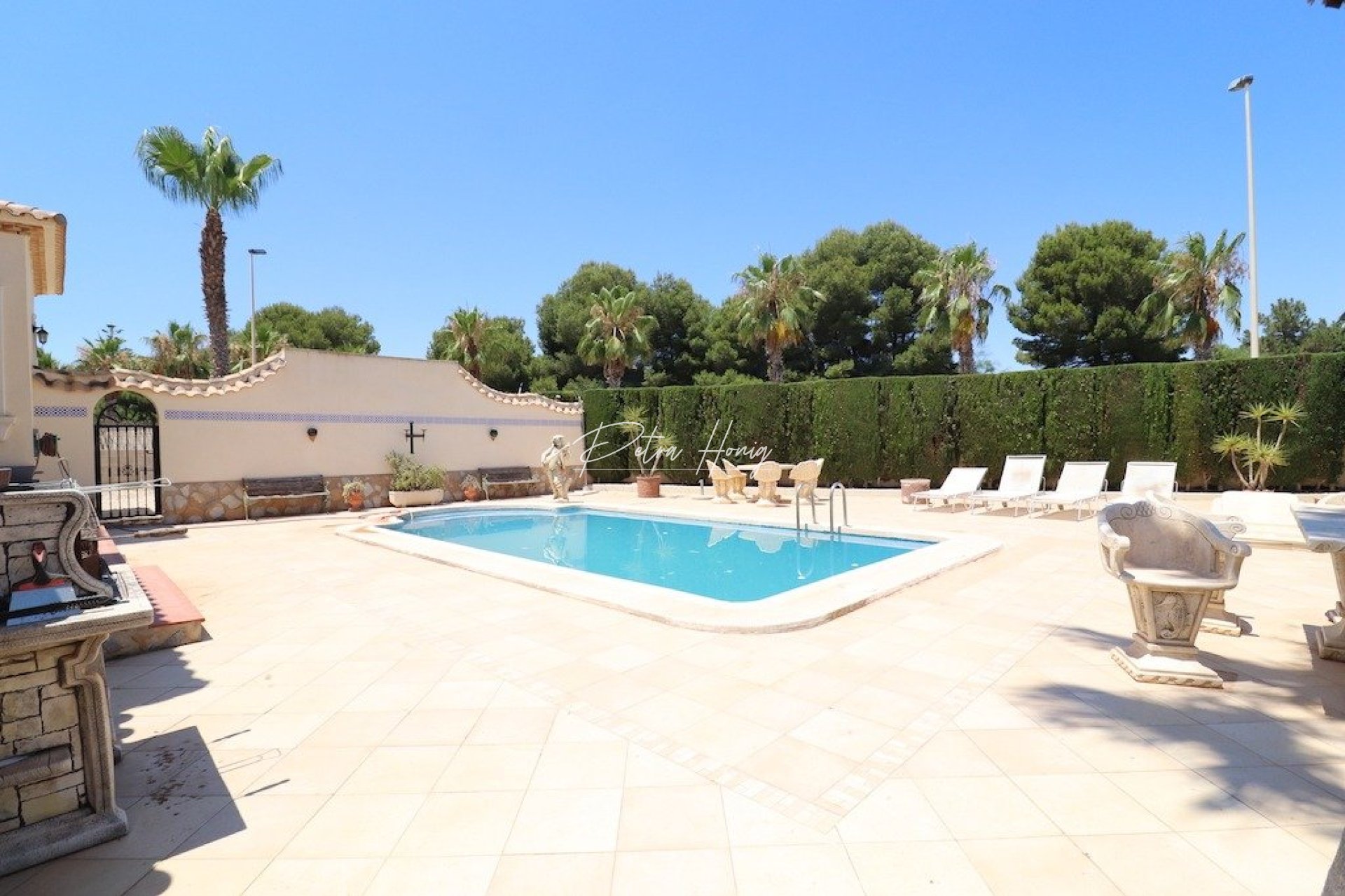 Resales - Villa - Orihuela Costa - Las Ramblas