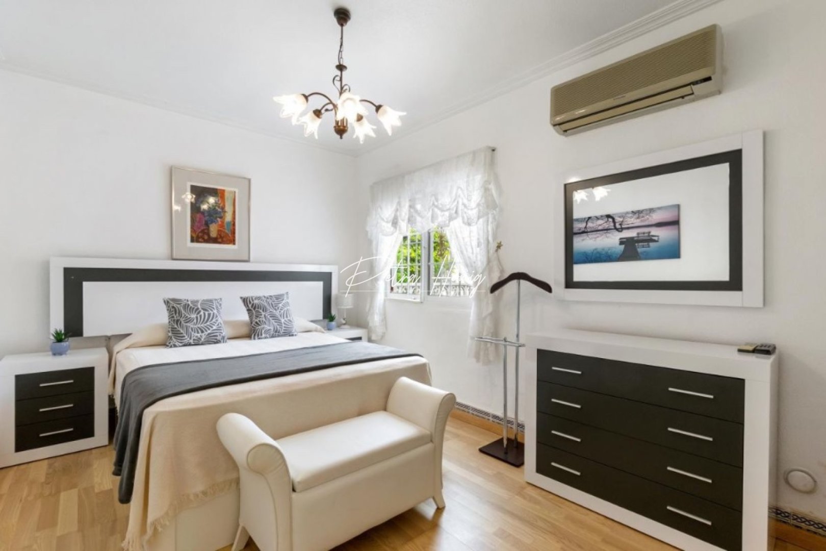 Resales - Villa - Orihuela Costa - Playa Flamenca