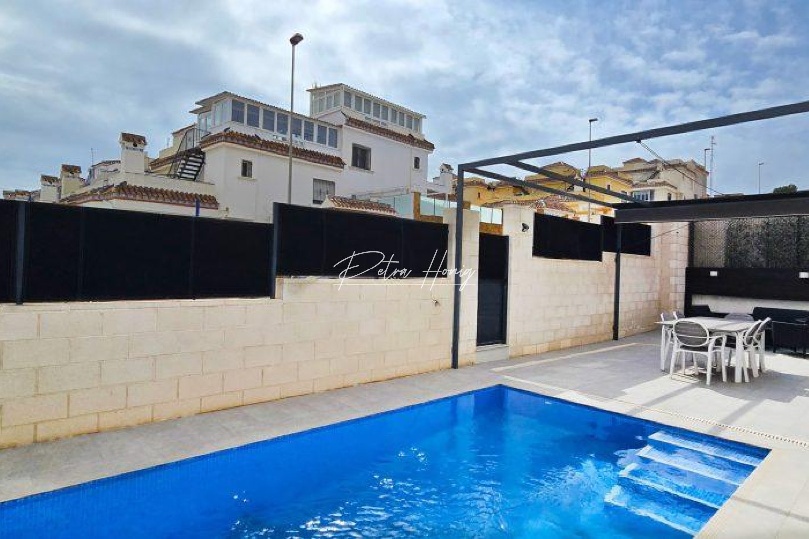 Resales - Villa - Orihuela Costa - Villamartin