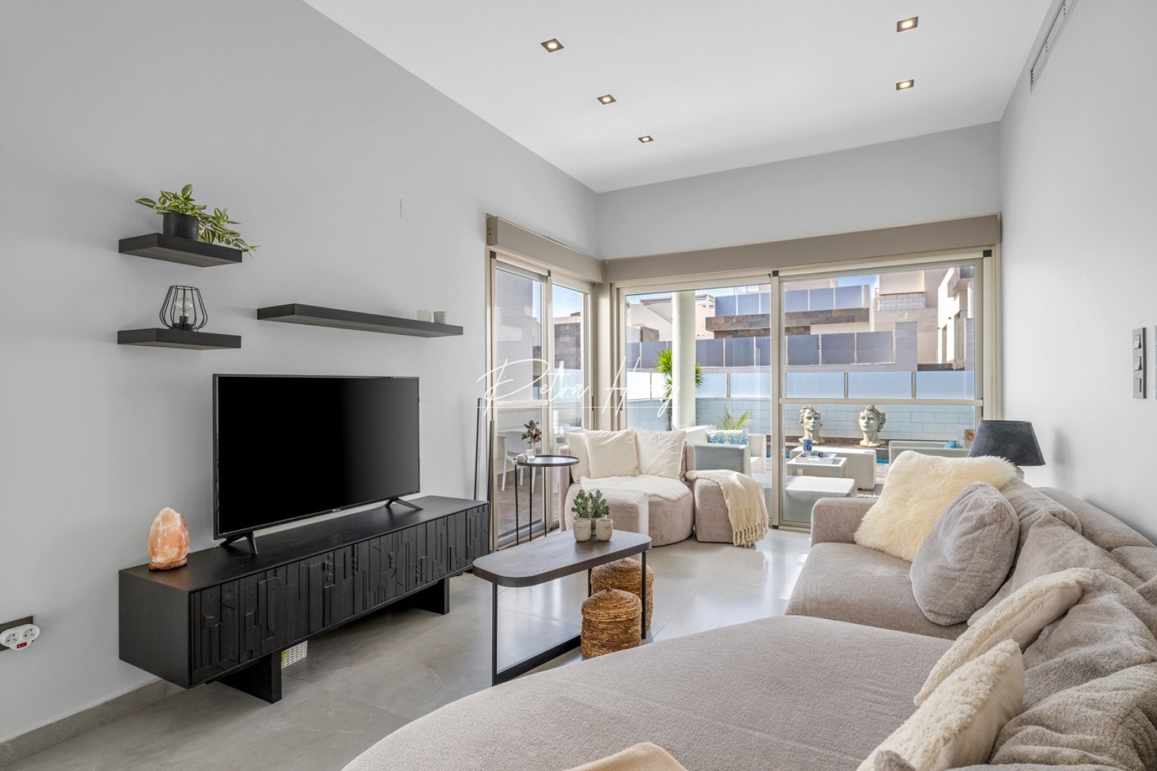Resales - Villa - Orihuela Costa - Villamartin