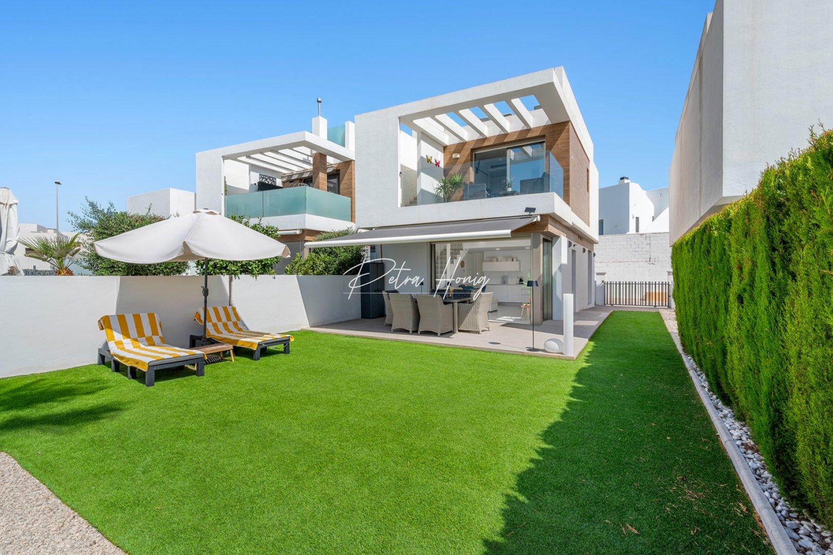 Resales - Villa - Orihuela Costa - Villamartin