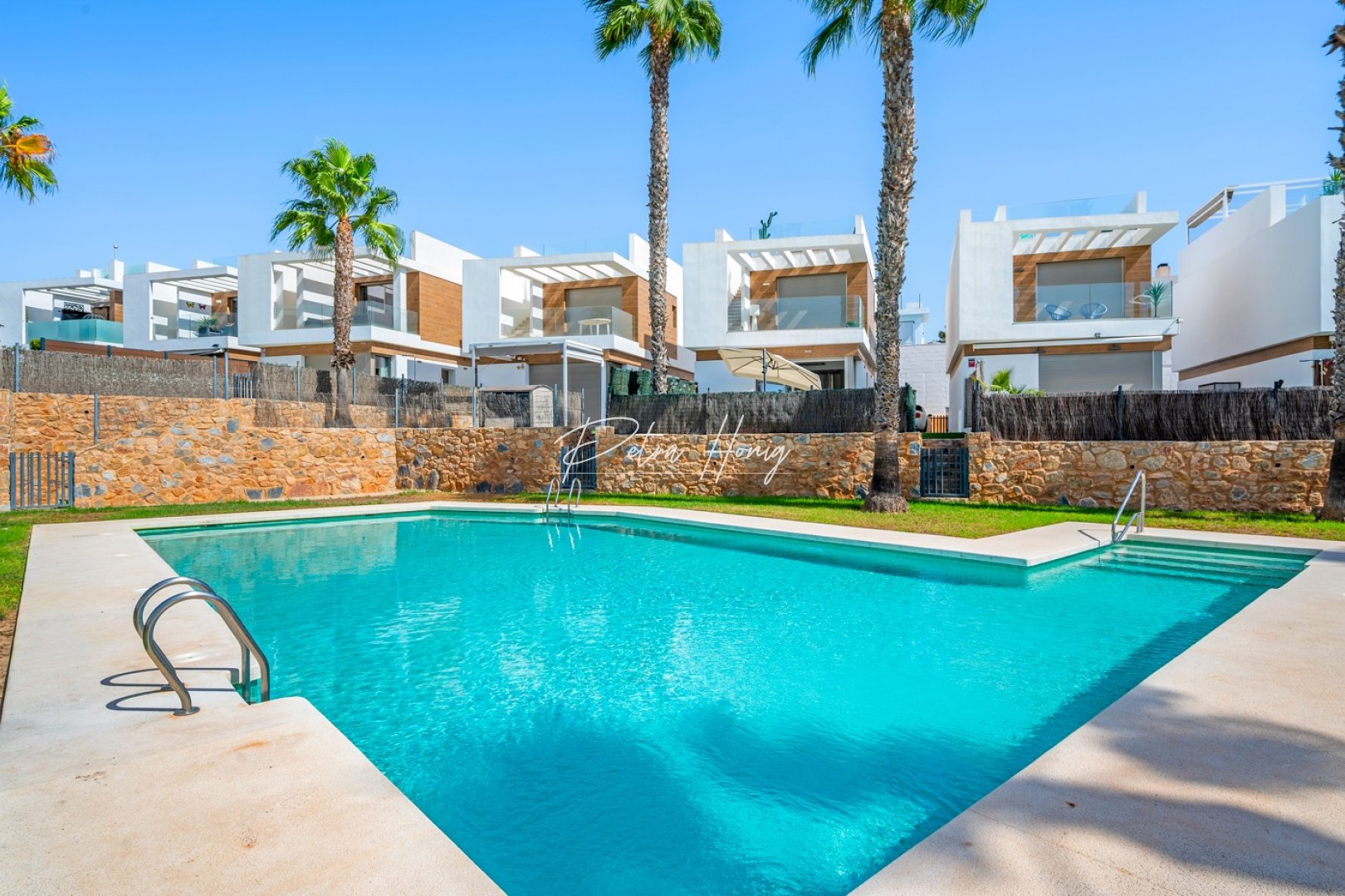 Resales - Villa - Orihuela Costa - Villamartin