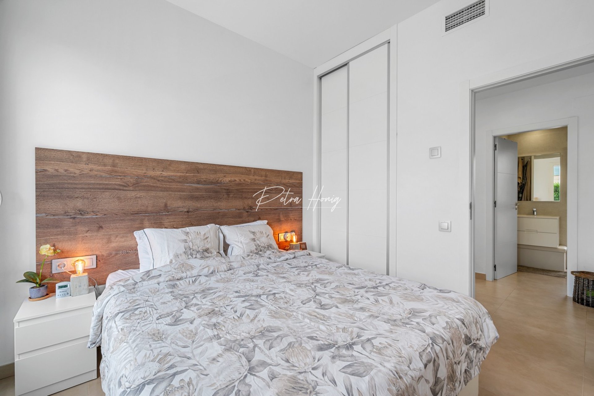 Resales - Villa - Orihuela Costa - Vistabella Golf
