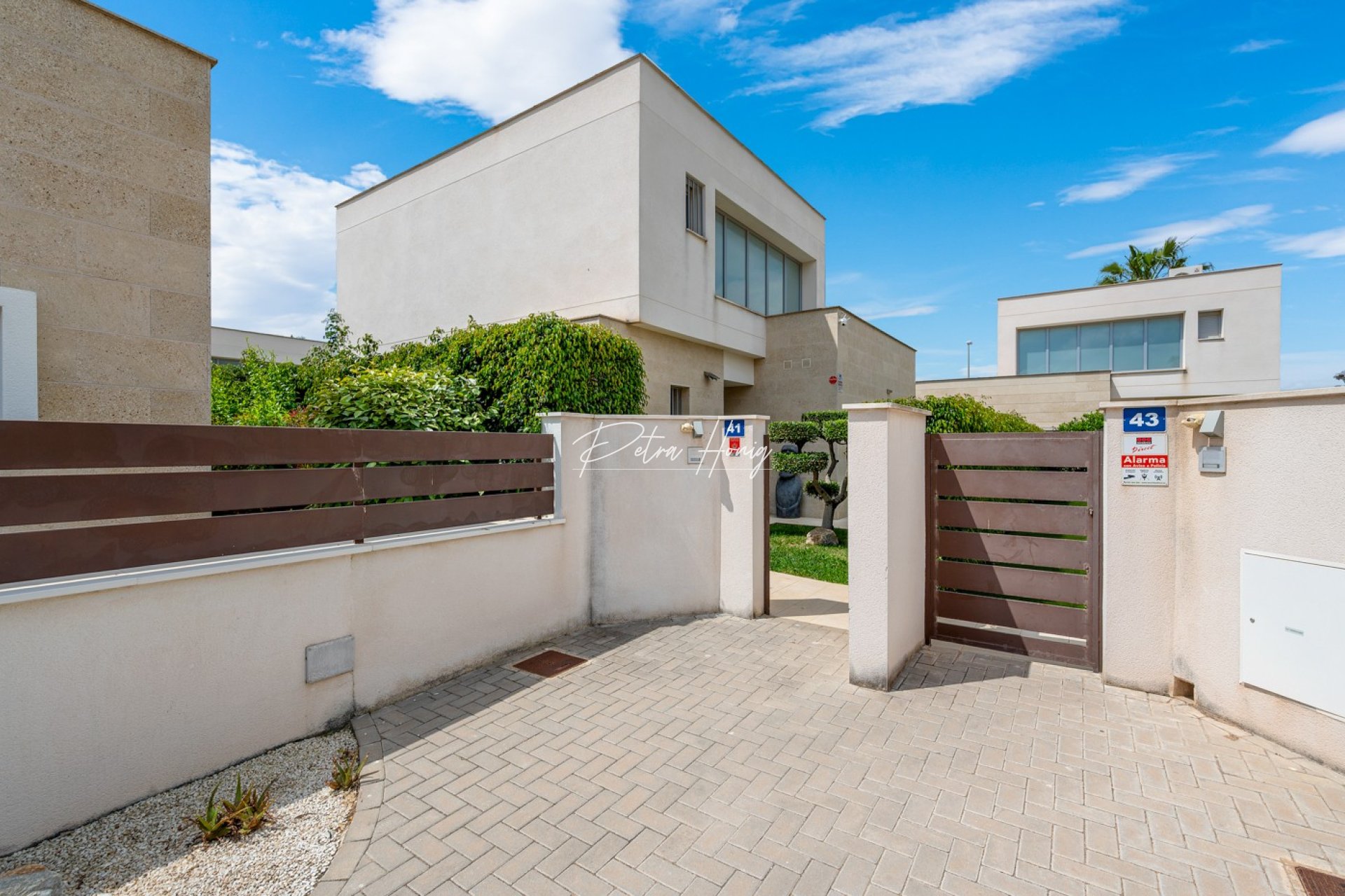 Resales - Villa - Orihuela Costa - Vistabella Golf