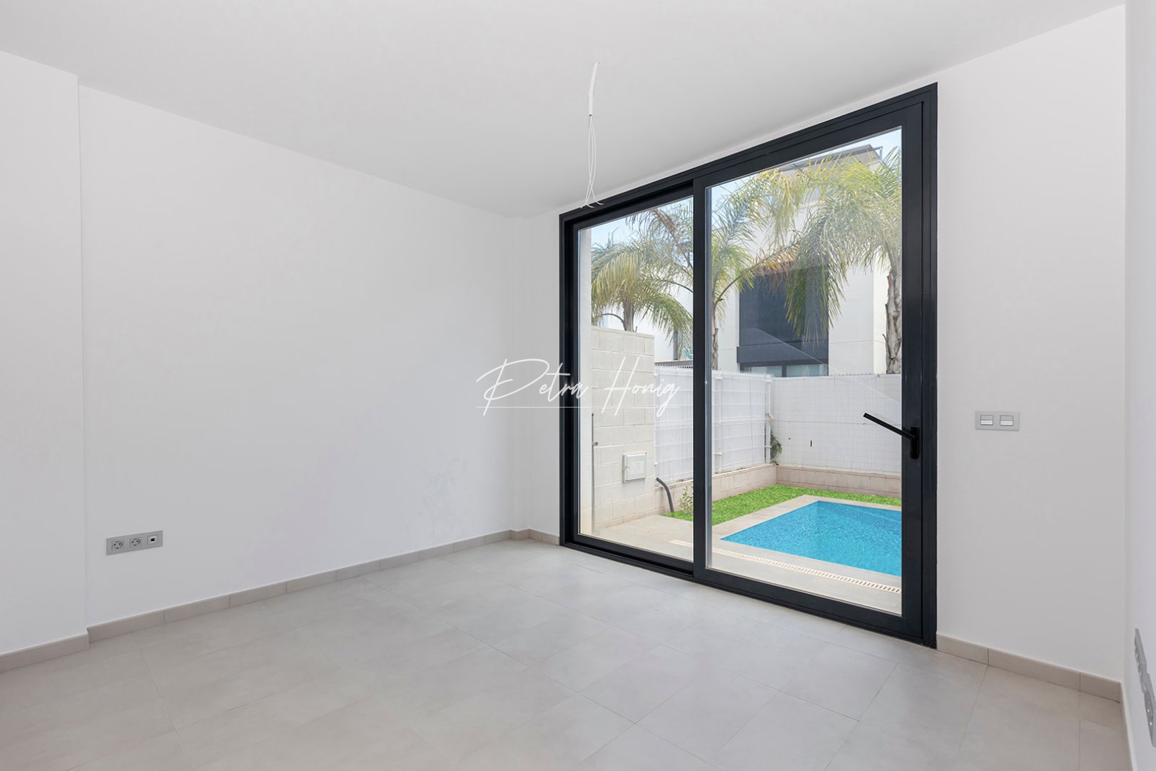 Resales - Villa - Orihuela Costa
