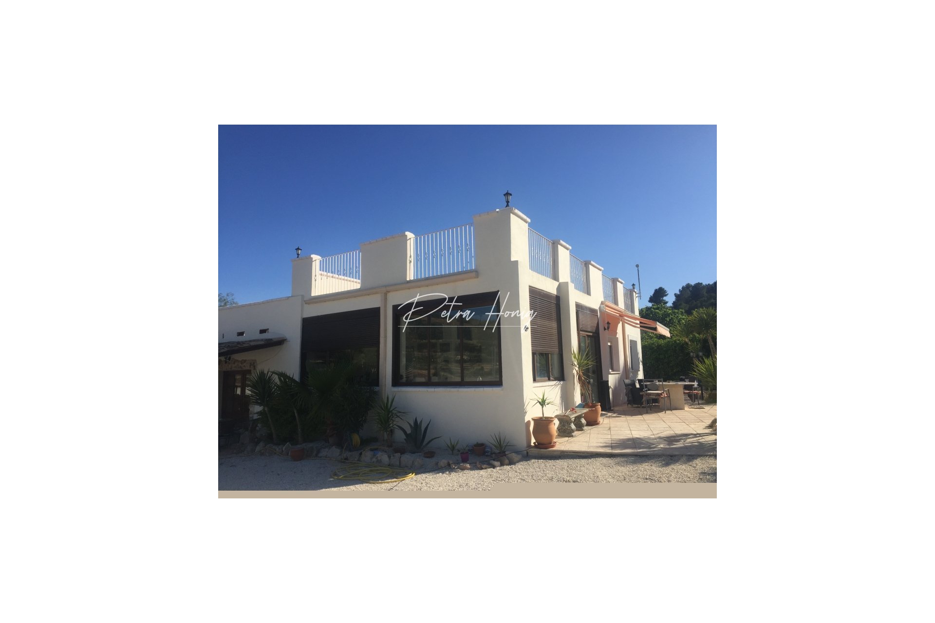 Resales - Villa - Other areas - Pinoso