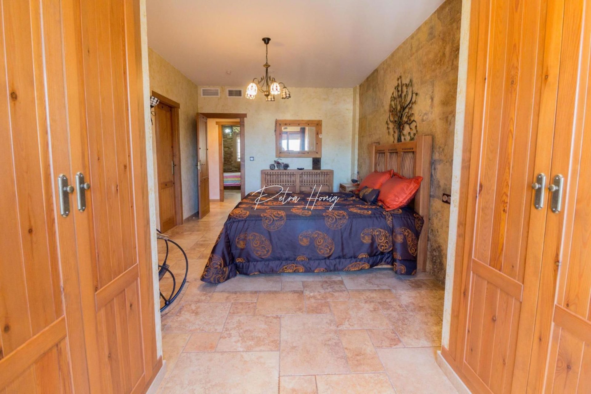 Resales - Villa - Other areas - Redován
